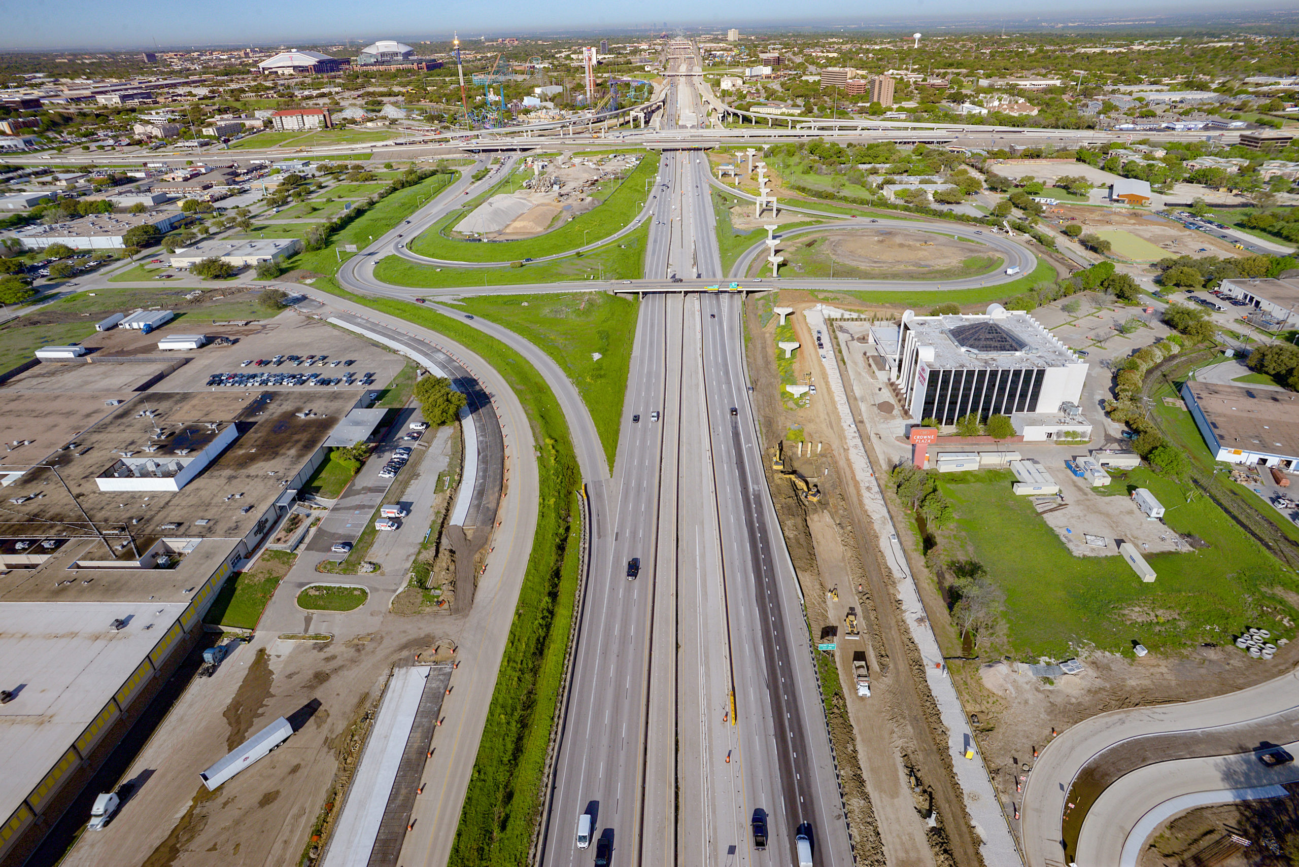 Aerial view of I-30 / SH 360 Interchange