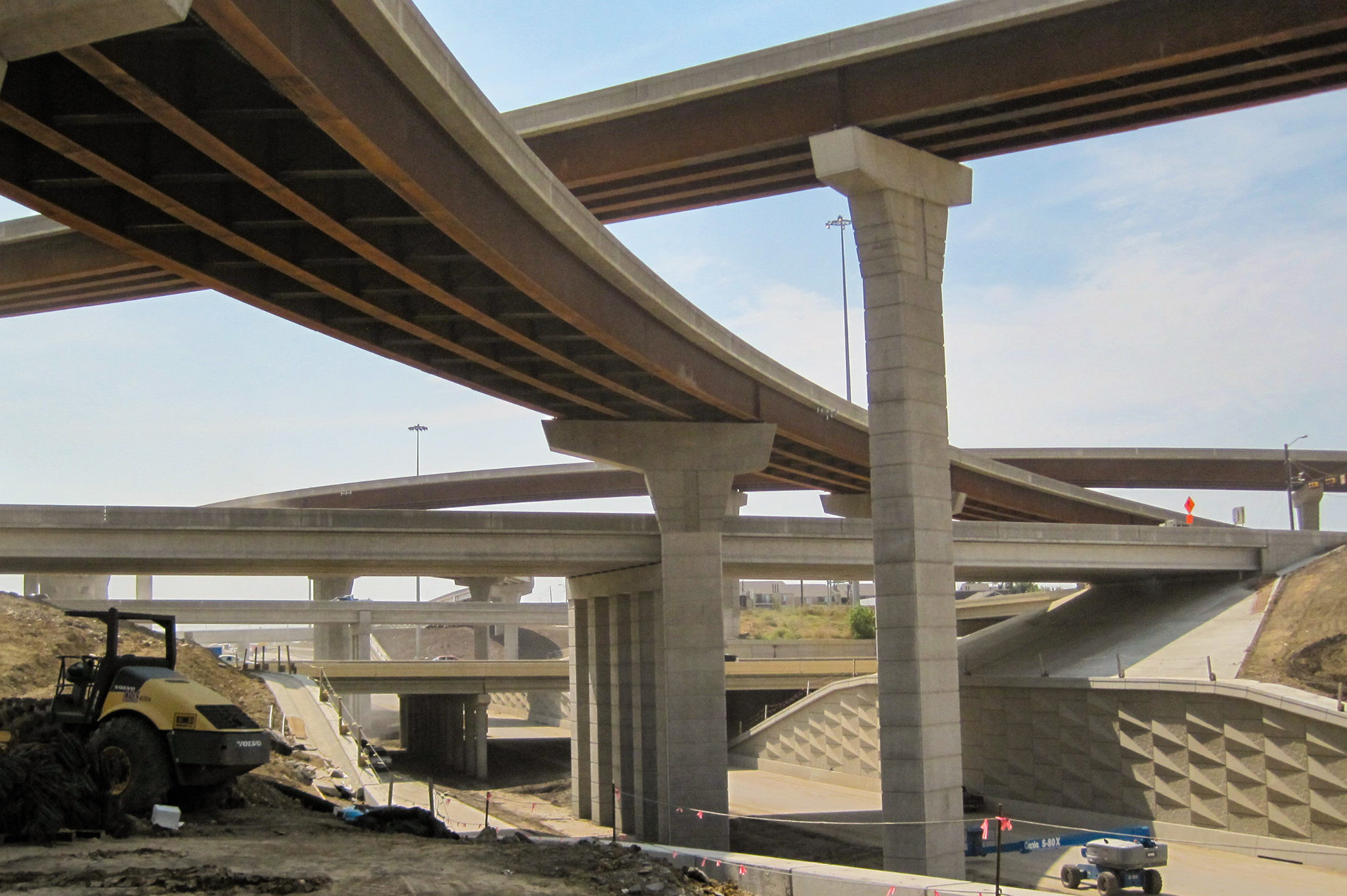 Bridge view from lower level of President George Bush Turnpike, SH 161