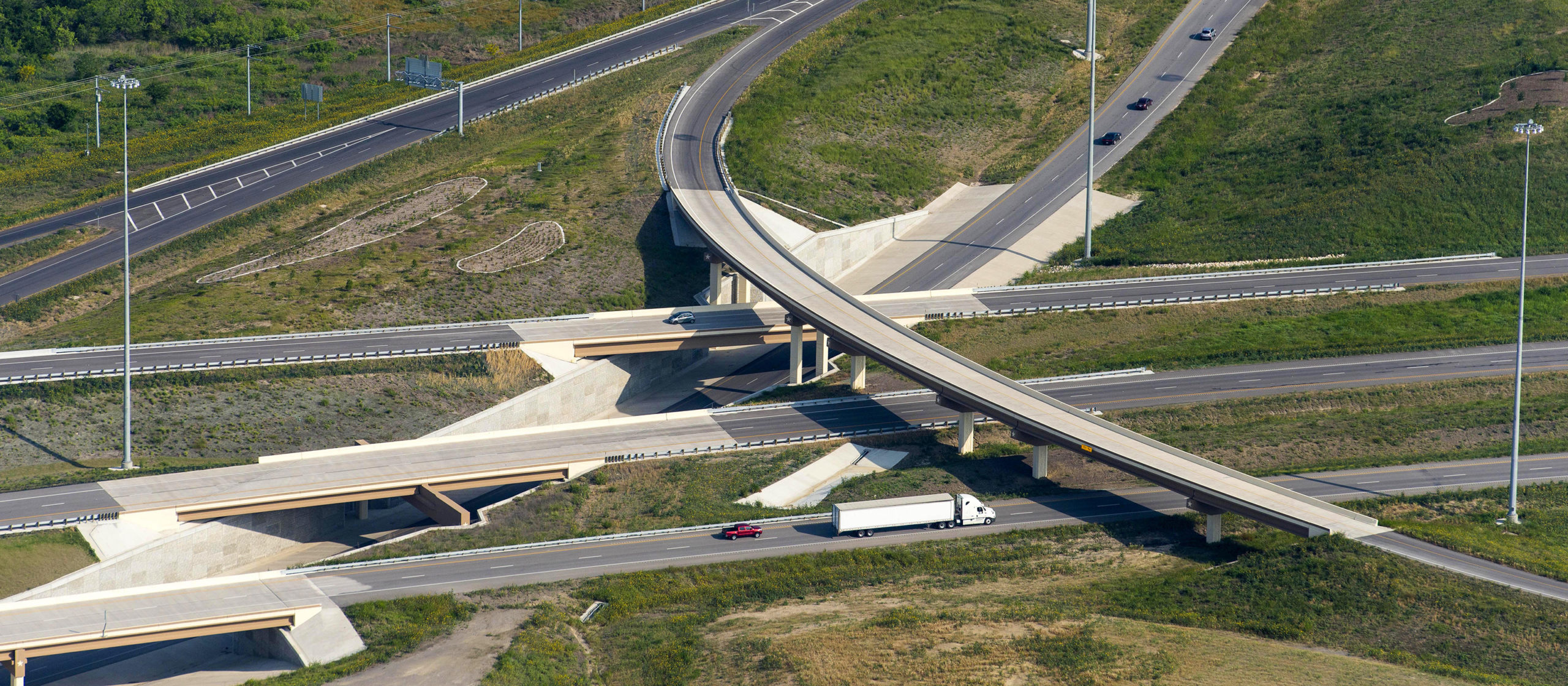 Aerial photo of bridge and roadways